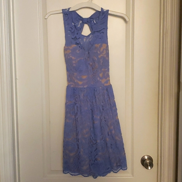Lilac dress - Picture 1 of 4